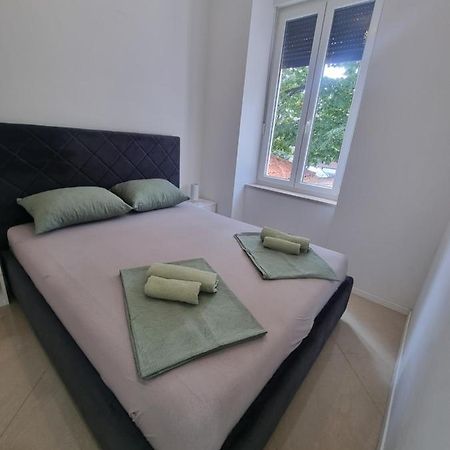 Bass Apartment พูลา ภายนอก รูปภาพ